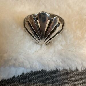 James Avery Silver Shell Ring